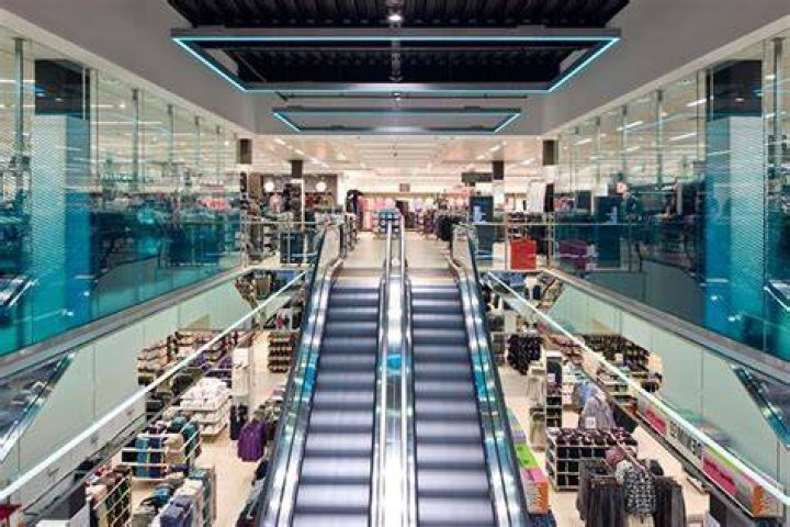 Does basingstoke have a primark?